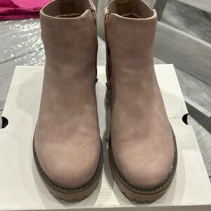 Kohl’s girls SO blush boots size 4